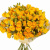 Букет из 17 желтых кустовых роз